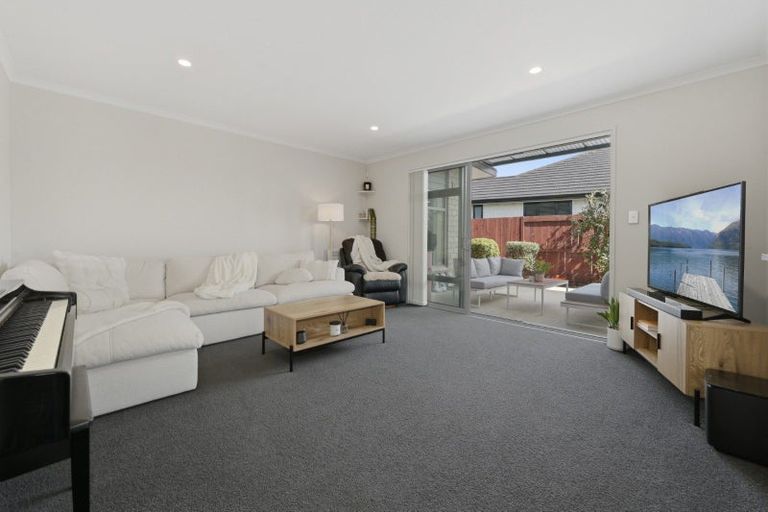 Photo of property in 78 Penetaka Heights, Pyes Pa, Tauranga, 3112