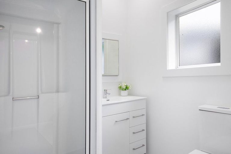 Photo of property in 132 Major Hornbrook Road, Mount Pleasant, Christchurch, 8081