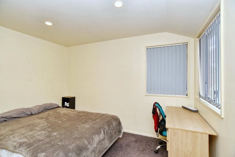 Photo of property in 1 Roche Avenue, Upper Riccarton, Christchurch, 8041