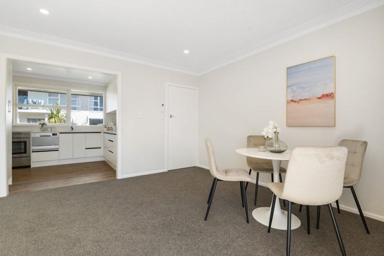 Photo of property in 3/5 Onepoto Road, Hauraki, Auckland, 0622