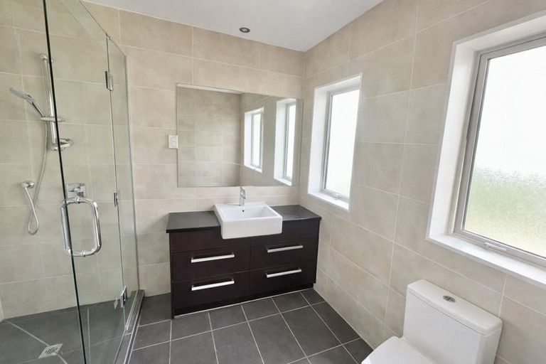 Photo of property in 92a Schnapper Rock Road, Schnapper Rock, Auckland, 0632