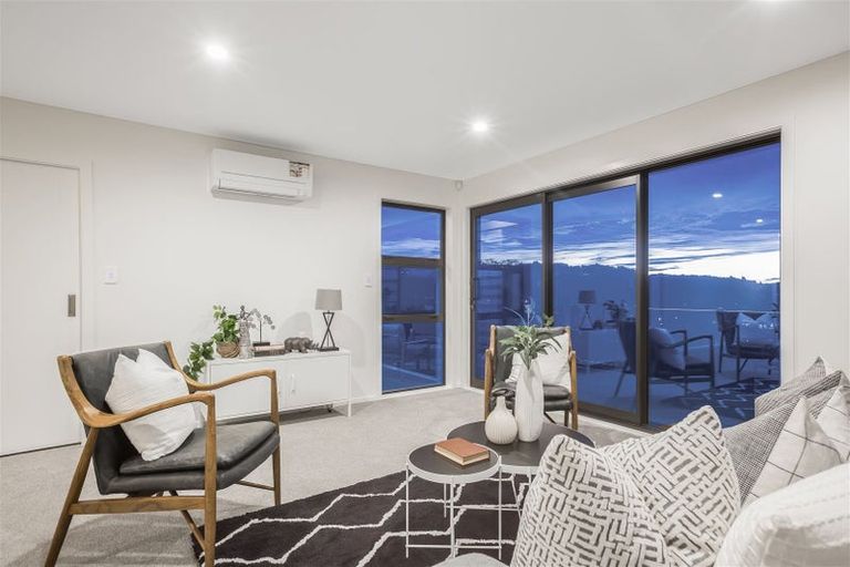 Photo of property in 176b Navigation Drive, Whitby, Porirua, 5024