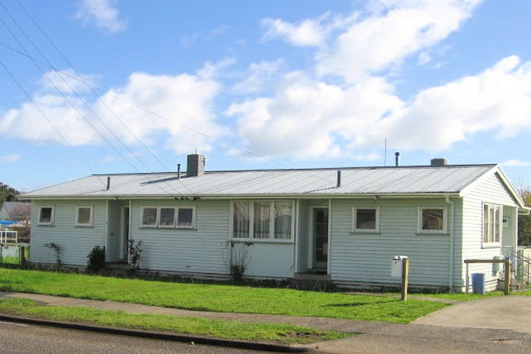 Photo of property in 4a Guthrey Place, Otara, Auckland, 2023