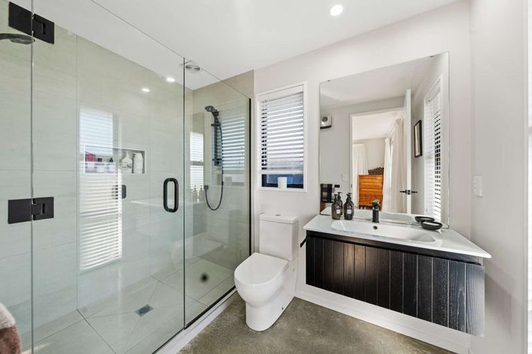 Photo of property in 21 Leader Street, Marshland, Christchurch, 8083