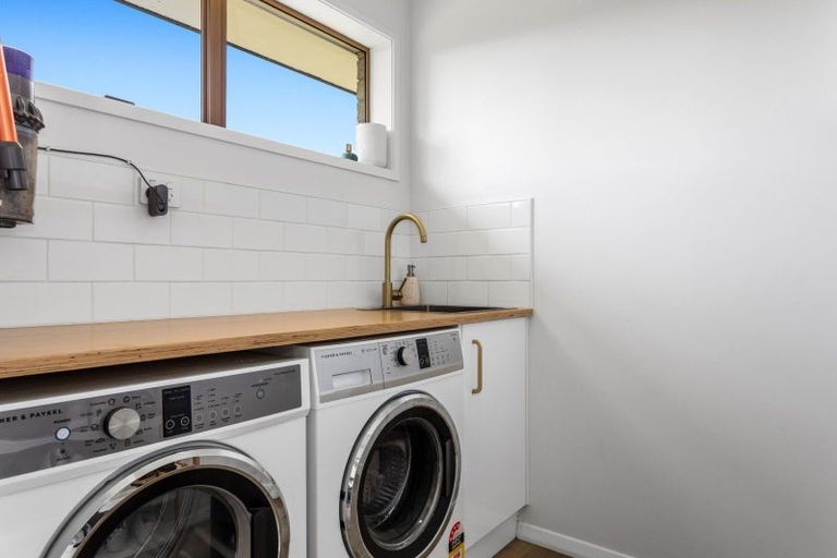 Photo of property in 114 Riverside Drive, Whakatane, 3120