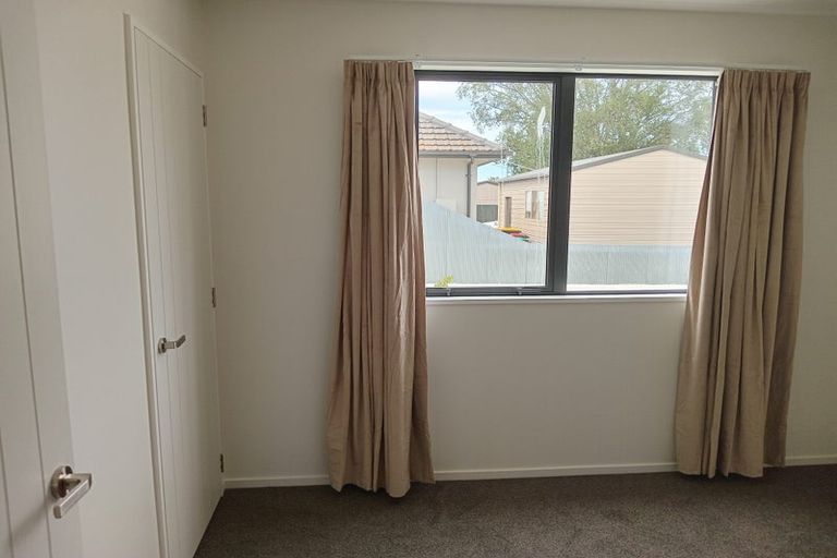 Photo of property in 1/205 Wainoni Road, Avondale, Christchurch, 8061
