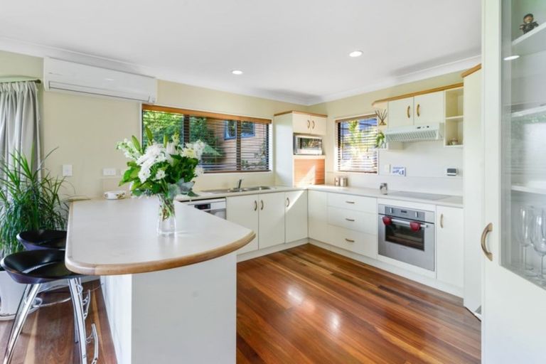 Photo of property in 6 Ridge Road, Lake Okareka, Rotorua, 3076