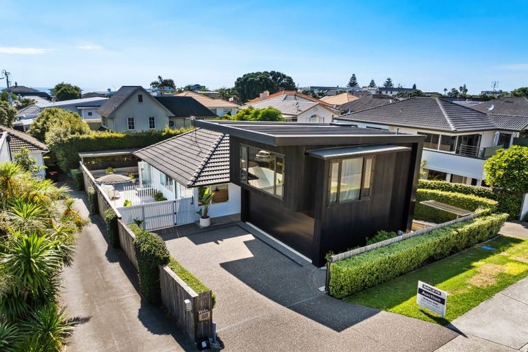 Photo of property in 121a Oceanview Road, Mount Maunganui, 3116