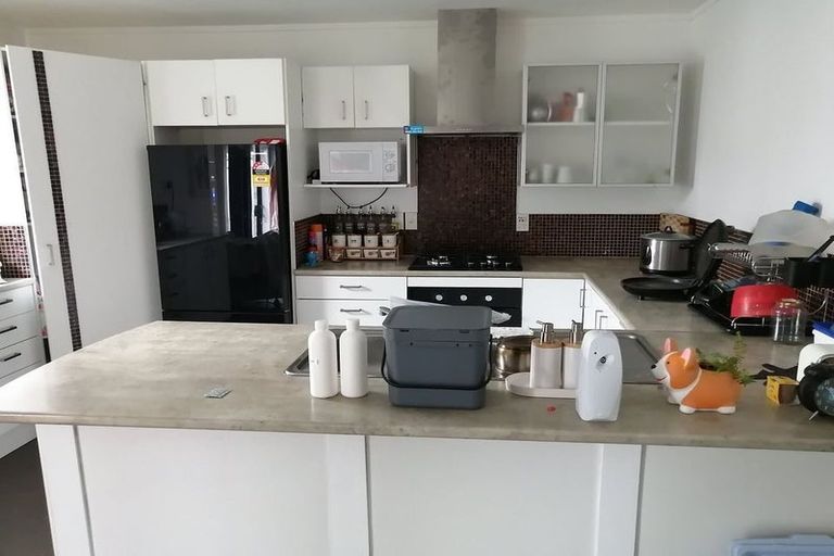 Photo of property in 47 Blueberry Grove, Timberlea, Upper Hutt, 5018