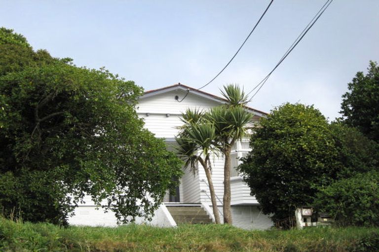 Photo of property in 89 Nottingham Street, Karori, Wellington, 6012