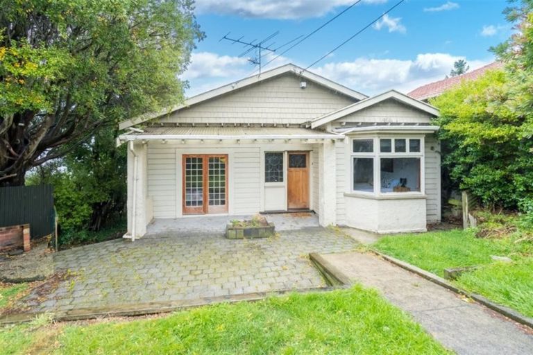 Photo of property in 19 Forfar Street, Clyde Hill, Dunedin, 9011