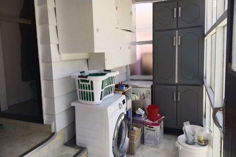 Photo of property in 16 Holyoake Crescent, Avalon, Lower Hutt, 5011