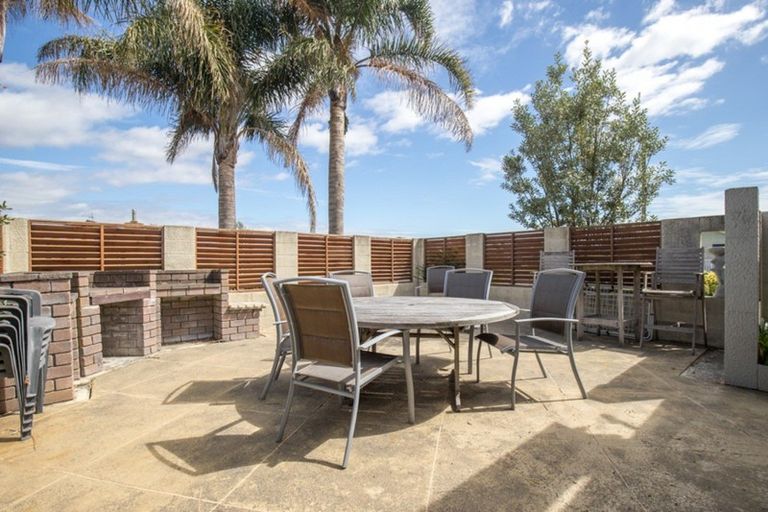 Photo of property in 43 Mahana Road, Ngatea, 3503