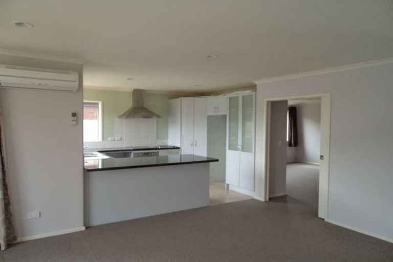 Photo of property in 35 Chesham Street, Rototuna North, Hamilton, 3210