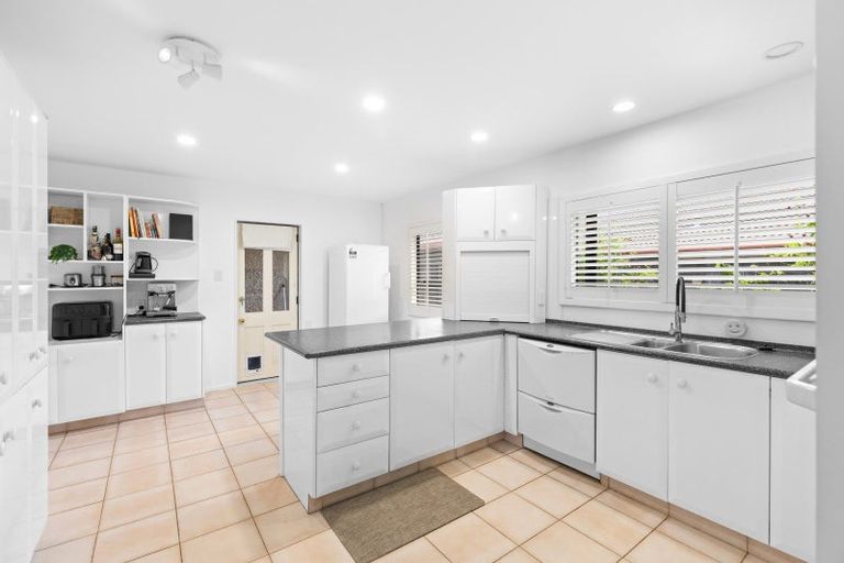 Photo of property in 113 John F Kennedy Drive, Milson, Palmerston North, 4414