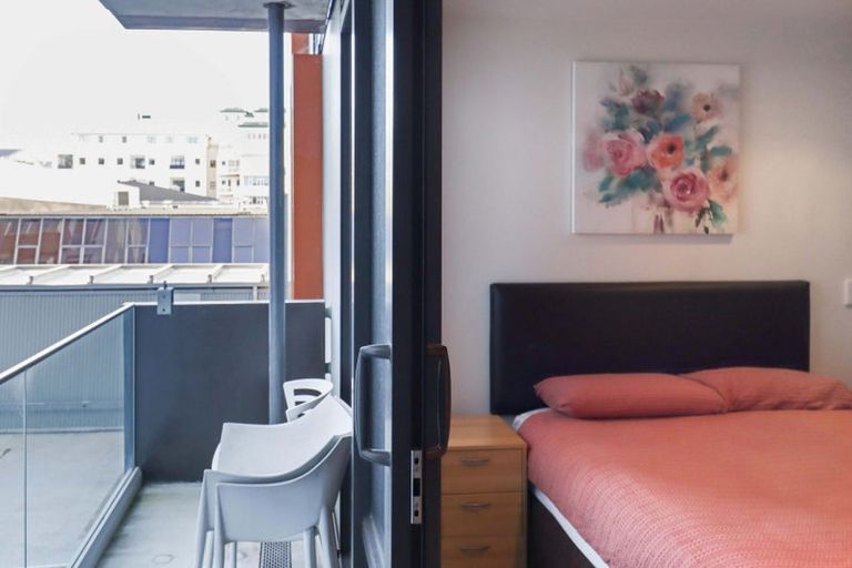 Photo of property in Forte Apartments, 35/13 College Street, Te Aro, Wellington, 6011