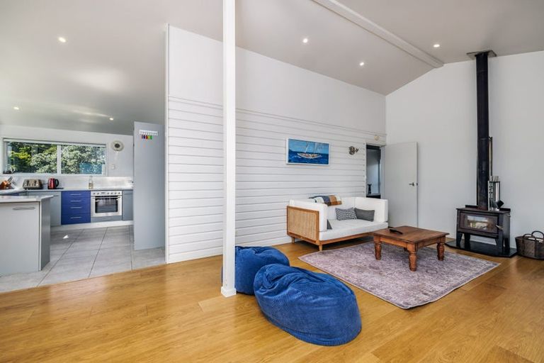 Photo of property in 18 Franklin Street, Opua, 0200
