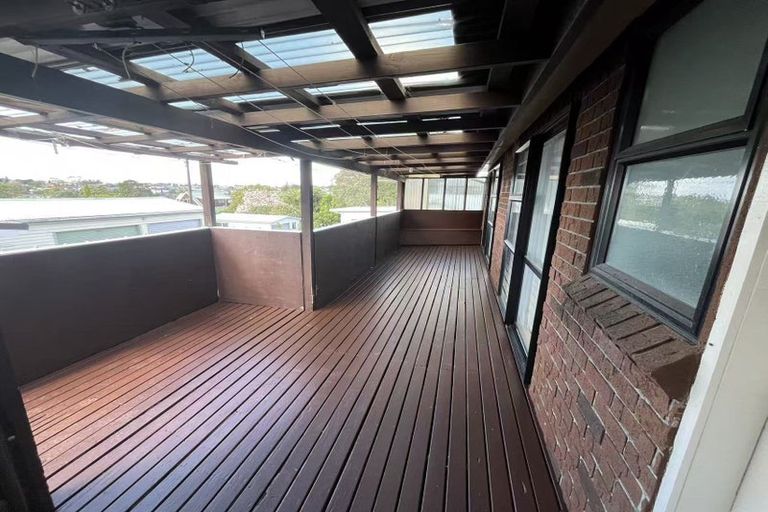 Photo of property in 56 Willerton Avenue, New Lynn, Auckland, 0600