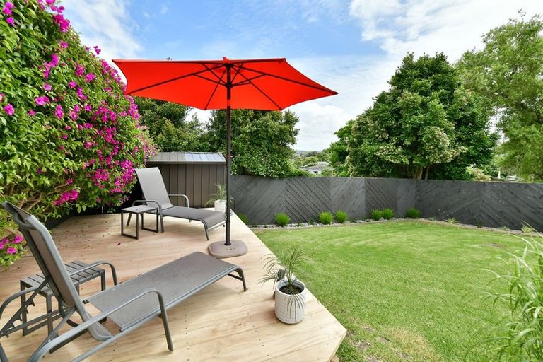 Photo of property in 73b Vipond Road, Stanmore Bay, Whangaparaoa, 0932