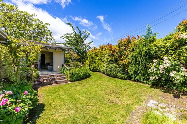 Photo of property in 1 Simkin Street, Taupo, 3330