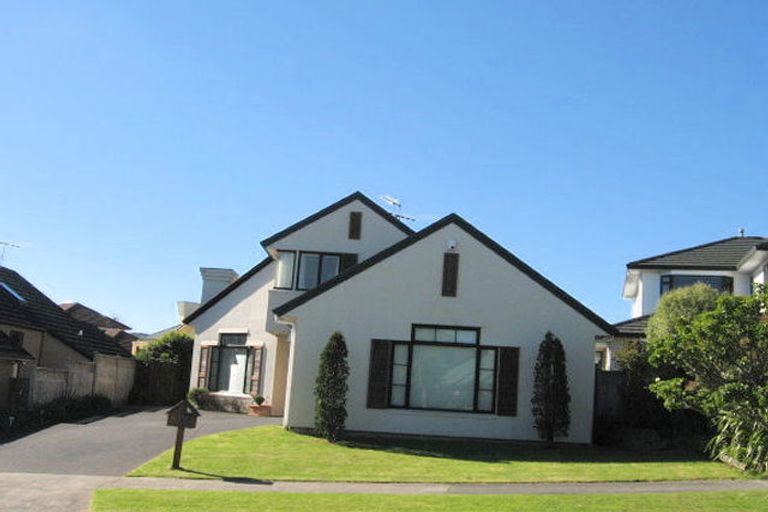 Photo of property in 317 Hill Road, The Gardens, Auckland, 2105