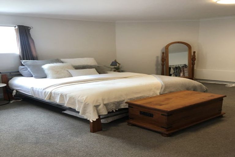 Photo of property in 105 Grant Road, Thorndon, Wellington, 6011