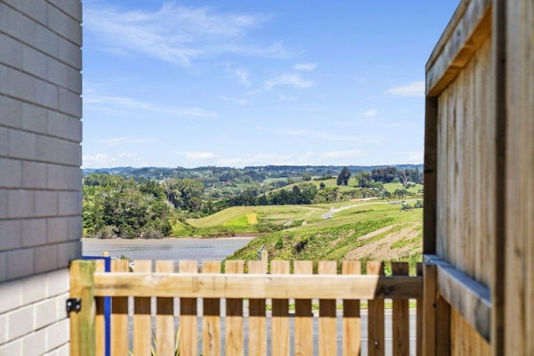 Photo of property in 73 Ridge Drive, Omokoroa, 3114