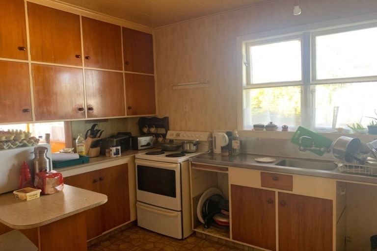 Photo of property in 35 Egmont Street, Hawera, 4610