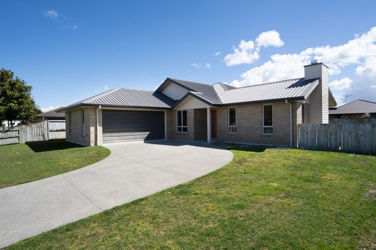 Photo of property in 19 Watkins Road, Cambridge, 3434