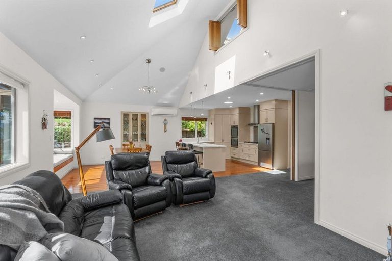 Photo of property in 154a Gladstone Road North, Mosgiel, 9024