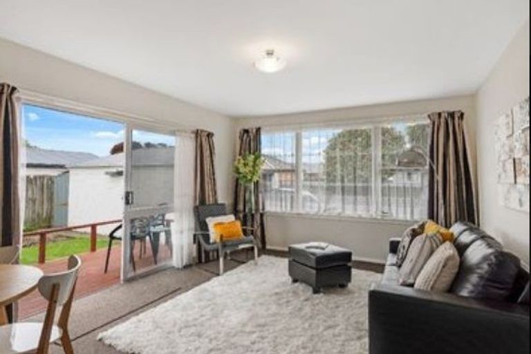 Photo of property in 2/166 Halswell Road, Hillmorton, Christchurch, 8025