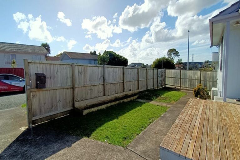 Photo of property in 1/9 Coombe Avenue, Otara, Auckland, 2023