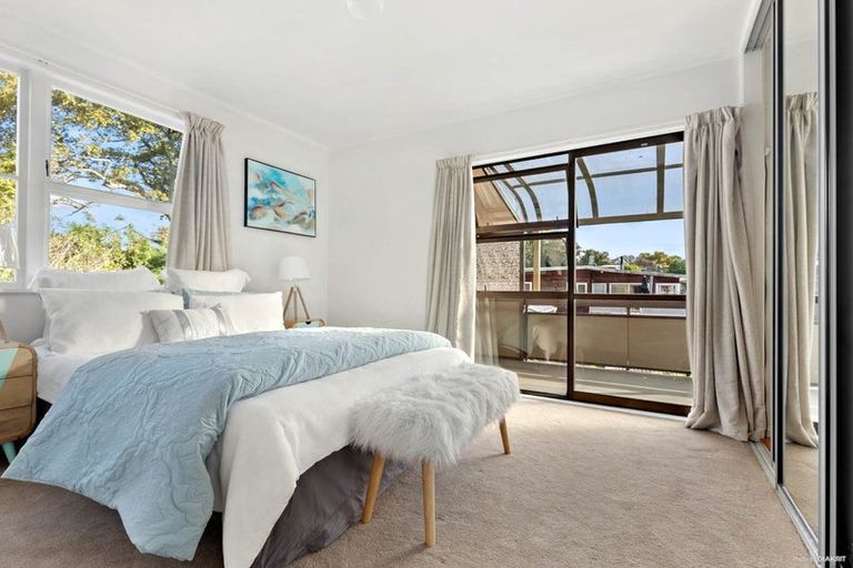 Photo of property in 53 Eskdale Road, Birkdale, Auckland, 0626