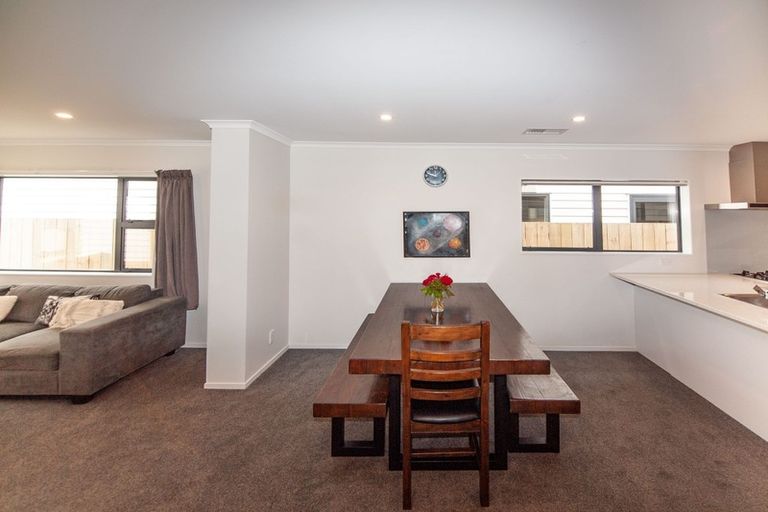 Photo of property in 61 Melksham Drive, Churton Park, Wellington, 6037