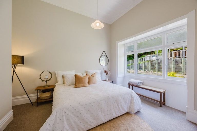 Photo of property in 20 Faraday Street, Hospital Hill, Napier, 4110