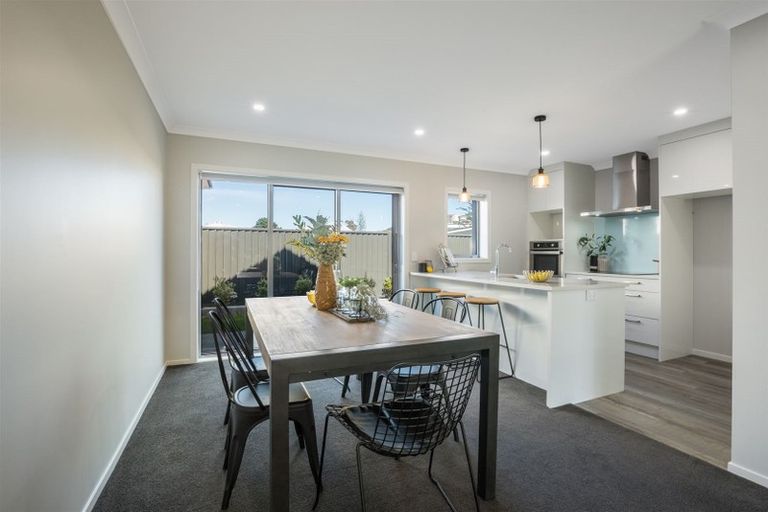 Photo of property in 8 Tieke Lane, Kenepuru, Porirua, 5022