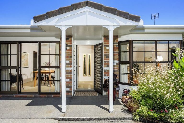 Photo of property in 2/53 Francis Street, Hauraki, Auckland, 0622