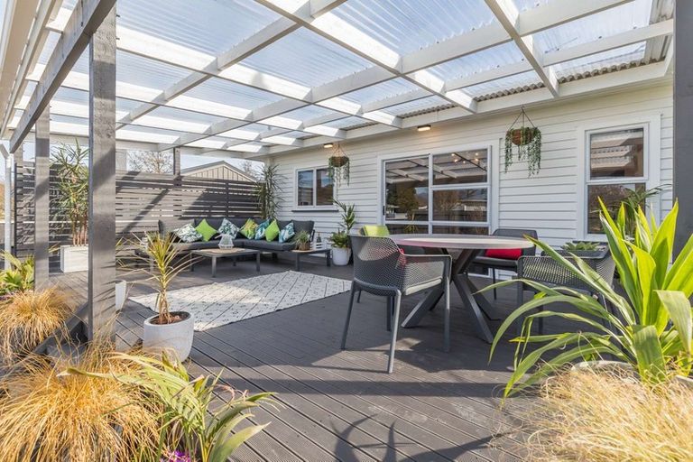 Photo of property in 21 Gordon Place, Levin, 5510