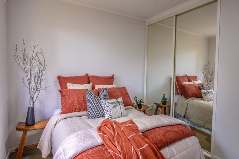 Photo of property in 1/16 Fieldstone Court, Northpark, Auckland, 2013