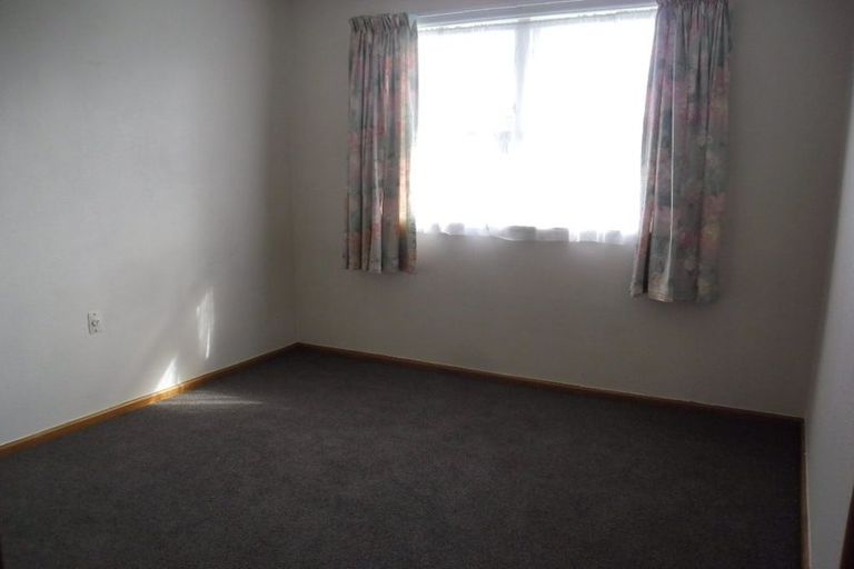Photo of property in 2/50 Exeter Crescent, Pirimai, Napier, 4112