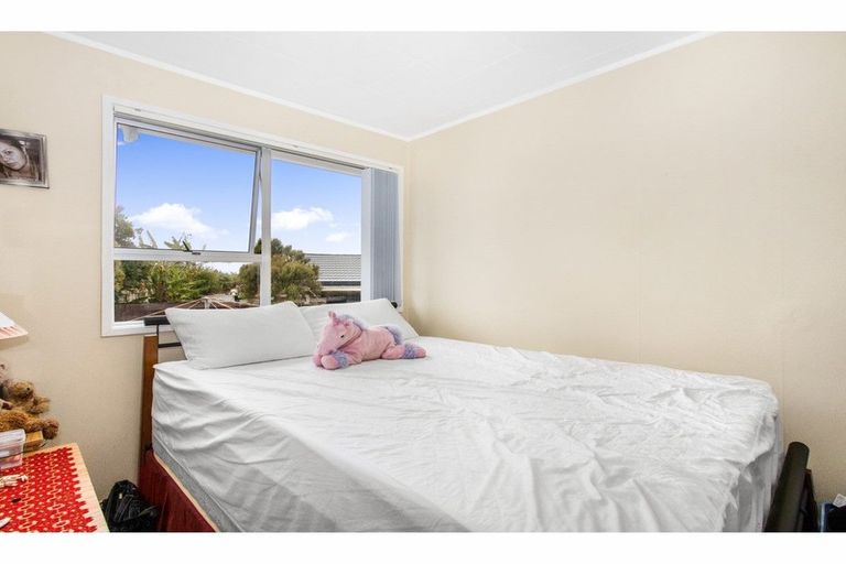 Photo of property in 6 Narada Place, Papatoetoe, Auckland, 2025