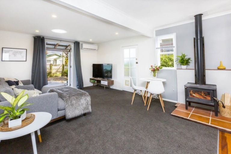 Photo of property in 1/23 Beth Street, Trentham, Upper Hutt, 5018