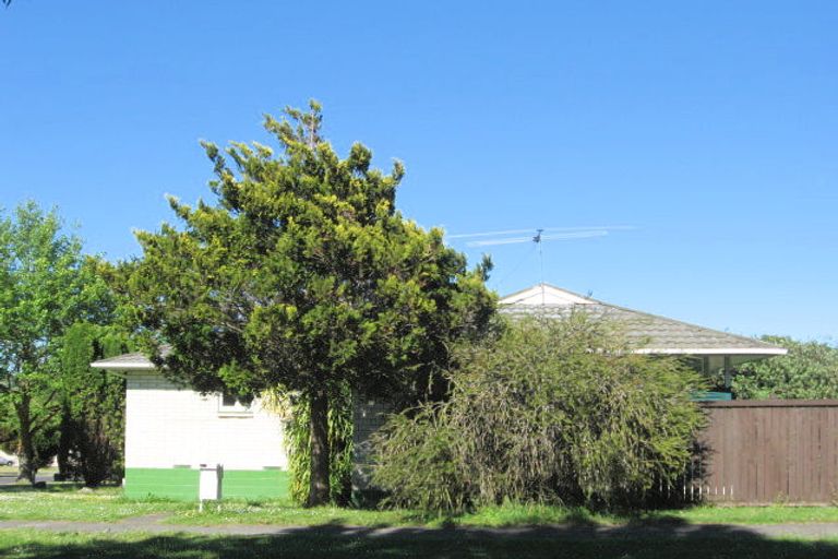 Photo of property in 2 Hector Street, Outer Kaiti, Gisborne, 4010