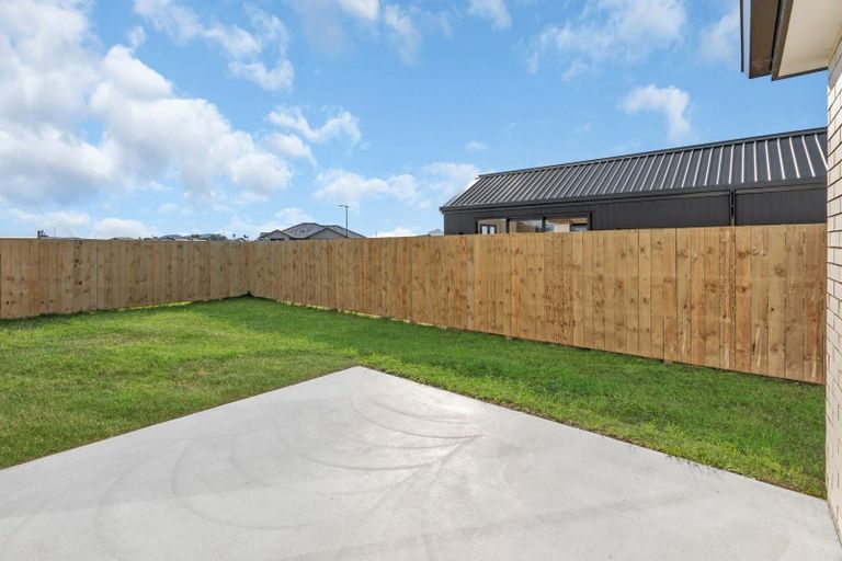 Photo of property in 12 Taurangawaka Road, One Tree Point, 0118