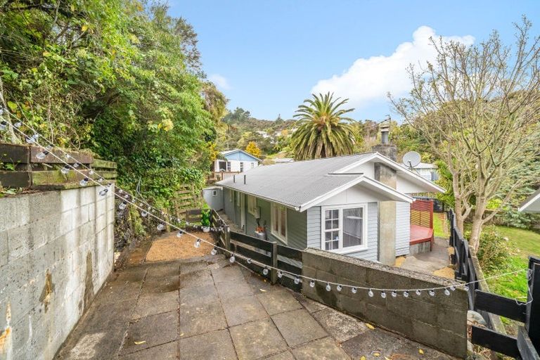 Photo of property in 5 John Street, Stokes Valley, Lower Hutt, 5019