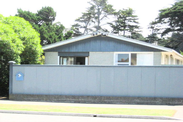 Photo of property in 284b Estuary Road, South New Brighton, Christchurch, 8062