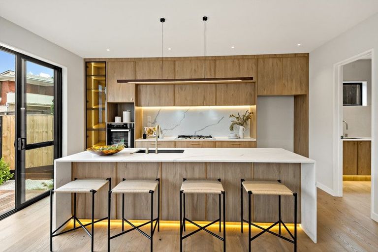 Photo of property in 202b Clovelly Road, Bucklands Beach, Auckland, 2012