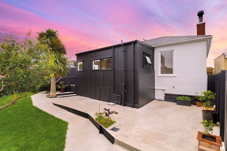 Photo of property in 6 Magnetic Street, Port Chalmers, 9023