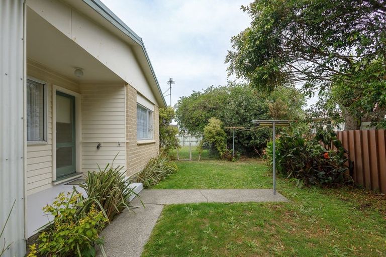 Photo of property in 21 Aparima Avenue, Miramar, Wellington, 6022