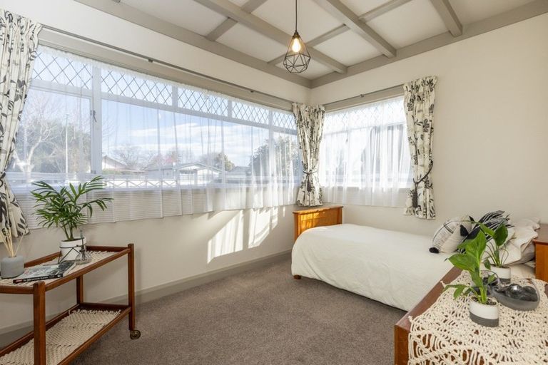 Photo of property in 208 Mayfair Avenue, Mayfair, Hastings, 4122